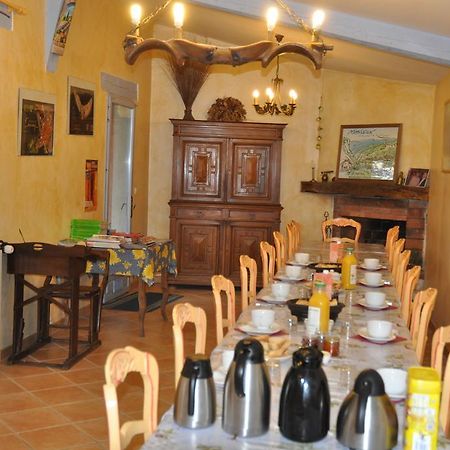 Le Petit Labouret Hotel Revest-du-Bion Екстериор снимка