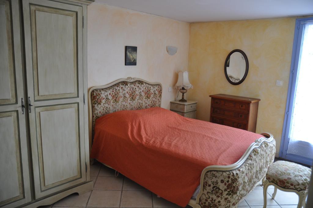 Le Petit Labouret Hotel Revest-du-Bion Екстериор снимка